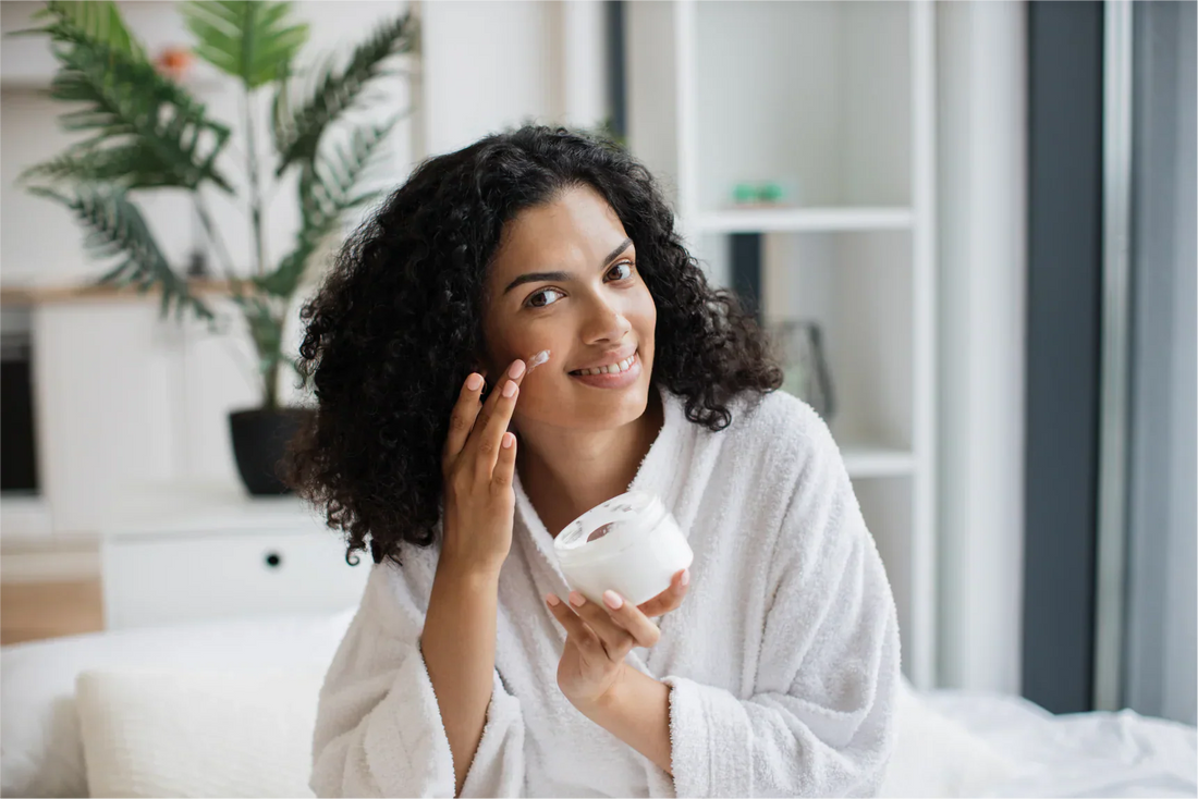 Le-guide-ultime-pour-créer-un-kit-de-maquillage-adapté-aux-débutants PureGliss